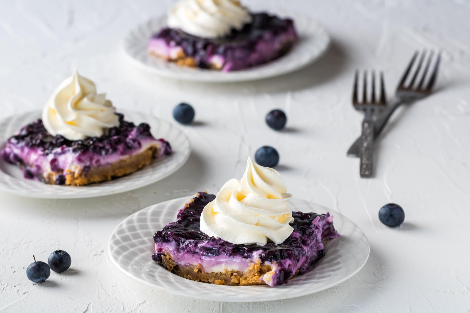 Mouthwateringly Good: How to Make Blueberry Cheesecake Bars