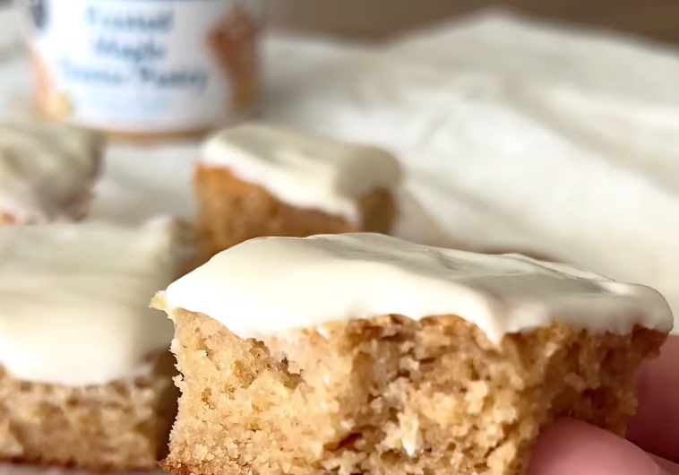 Frosted Maple Pastry Protein Blondies